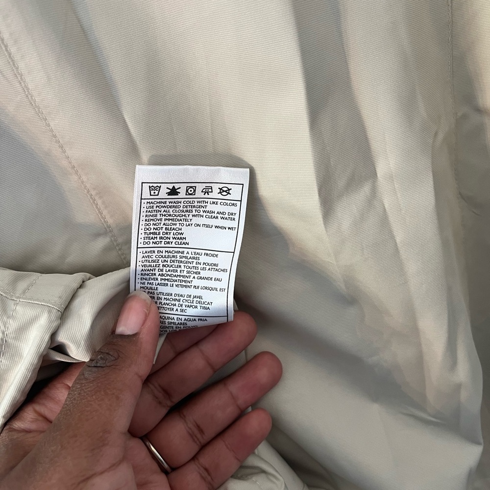 Nike Light Beige Short-Sleeve Pullover Windbreaker - Picture 5 of 7